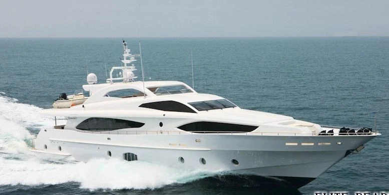 121 ft luxury yacht dubai rent a yacht