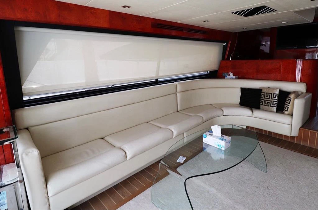 Private dubai yacht
