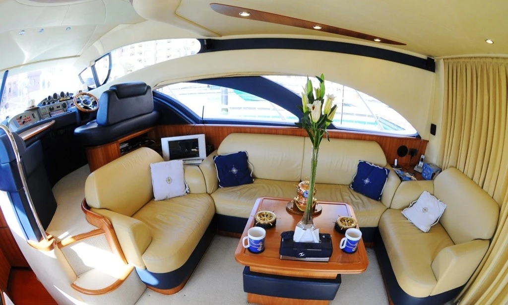 Dubai Luxury Yacht Rental